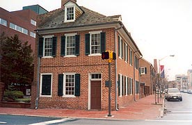 [photo, Star-Spangled Banner Flag House & 1812 Museum, 844 East Pratt St., Baltimore, Maryland]